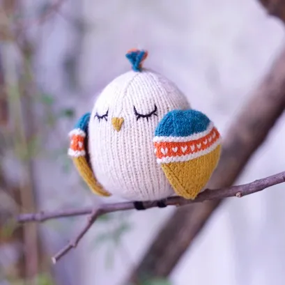 The happy bird Lily